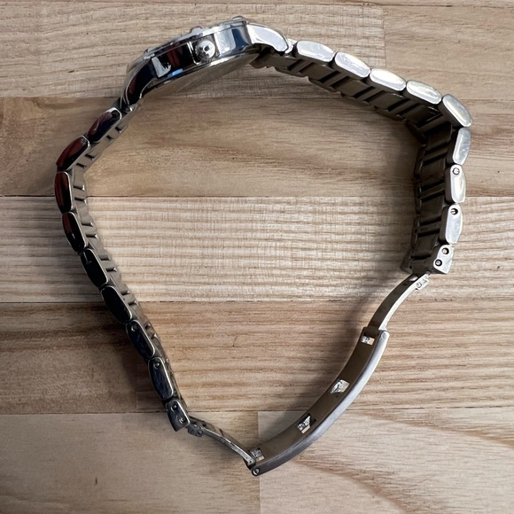 Bulova Ladies Watch Marine Star Genuine Diamonds White Pearl Dial 96R105 - Picture 9 of 14